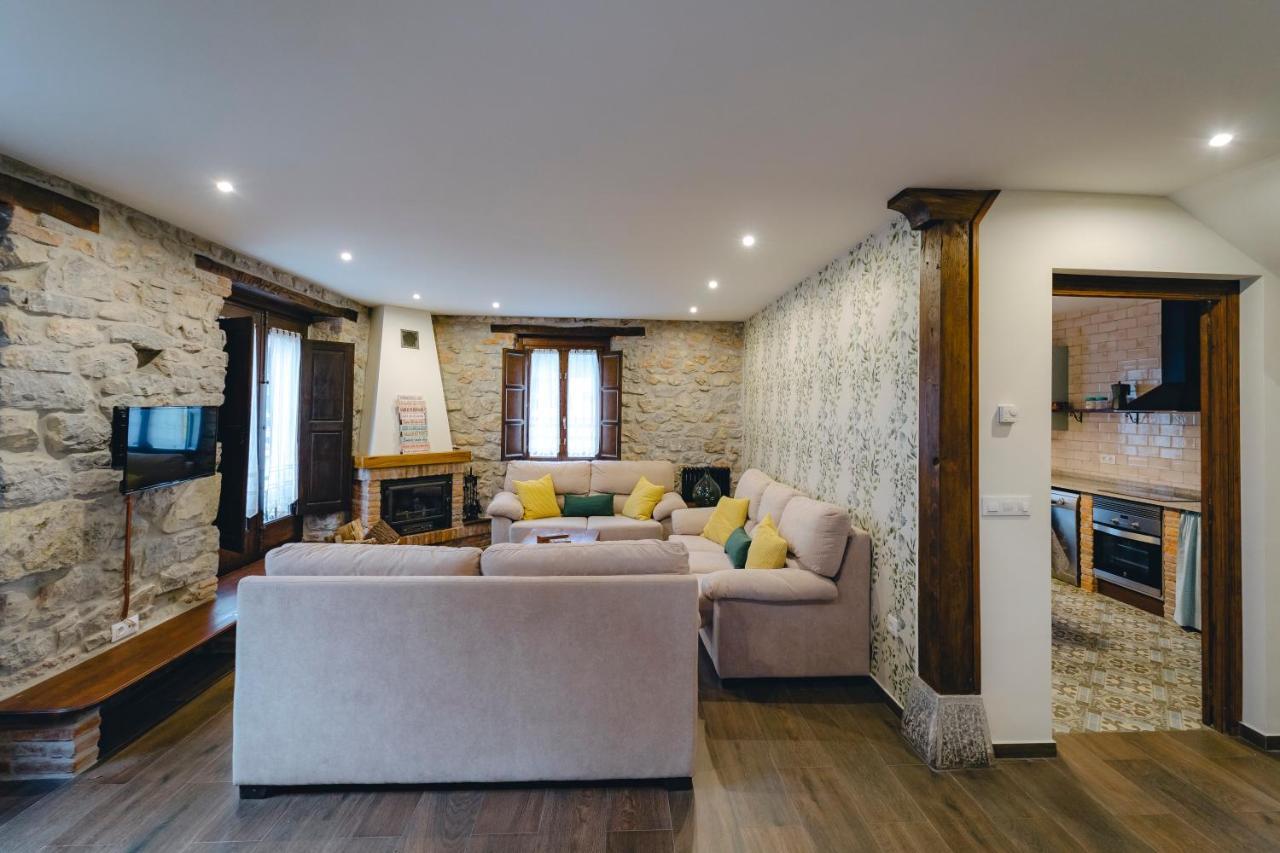 El Reinazu Villa Cangas de Onís Exterior photo